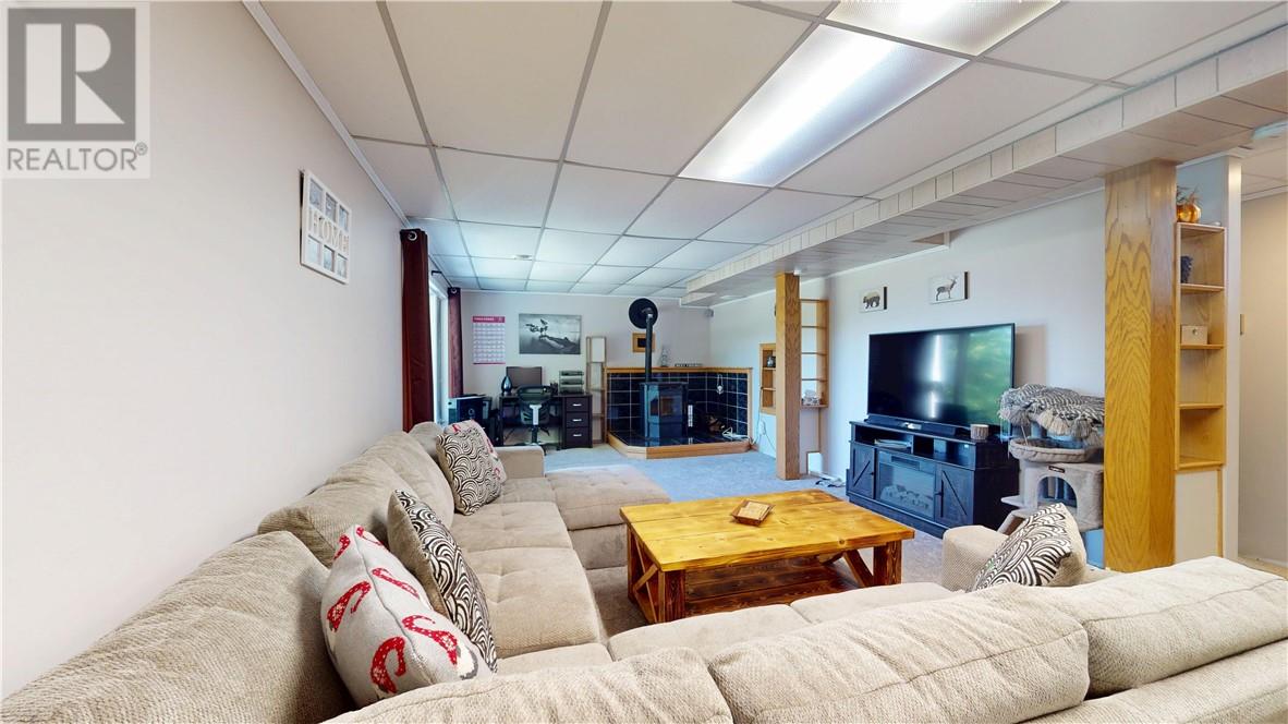 129 Maple - Image 49
