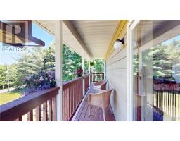 129 Maple, Kagawong, ON P0P1J0 Photo 9