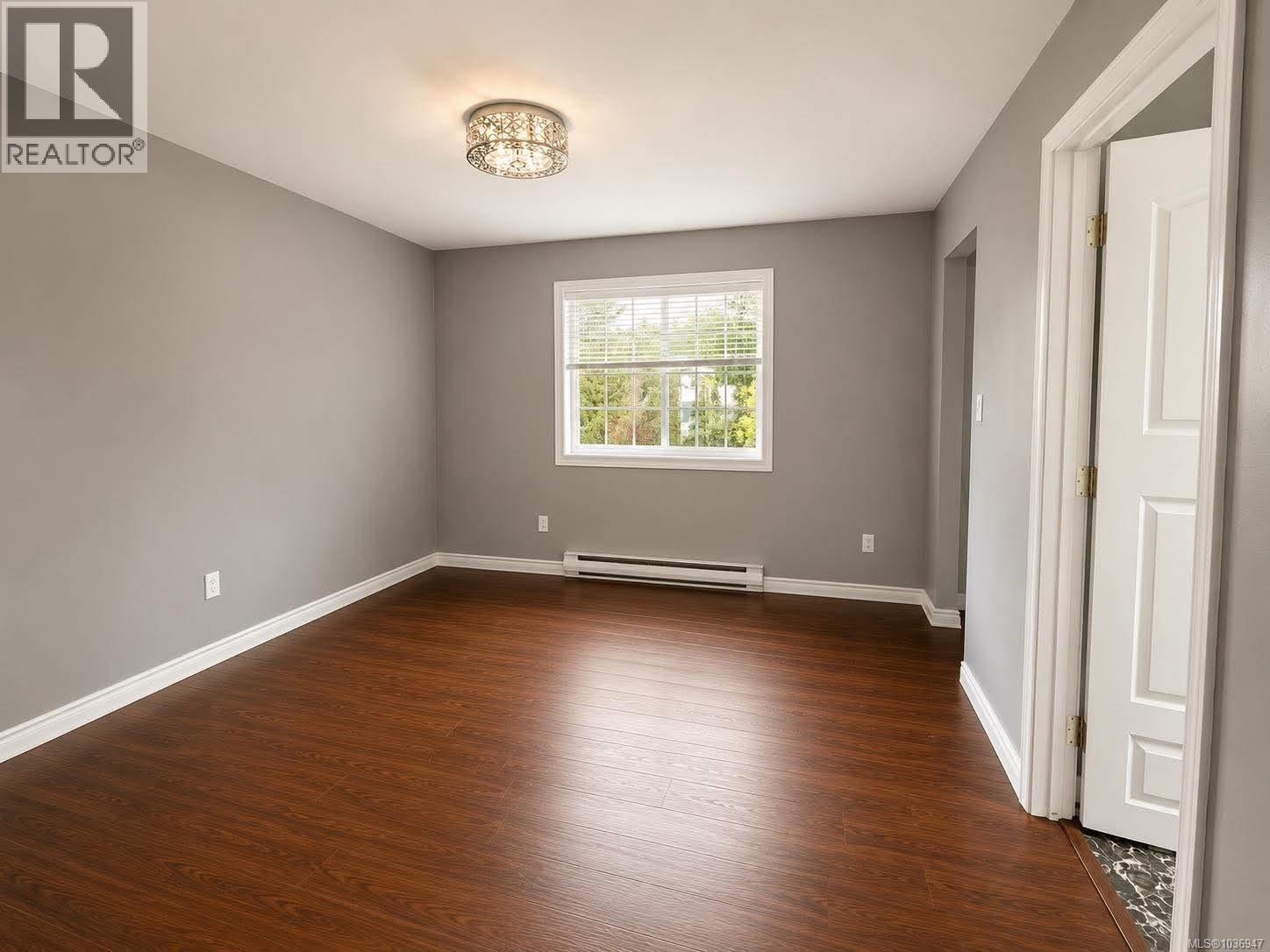 1933 Galerno Rd, Campbell River