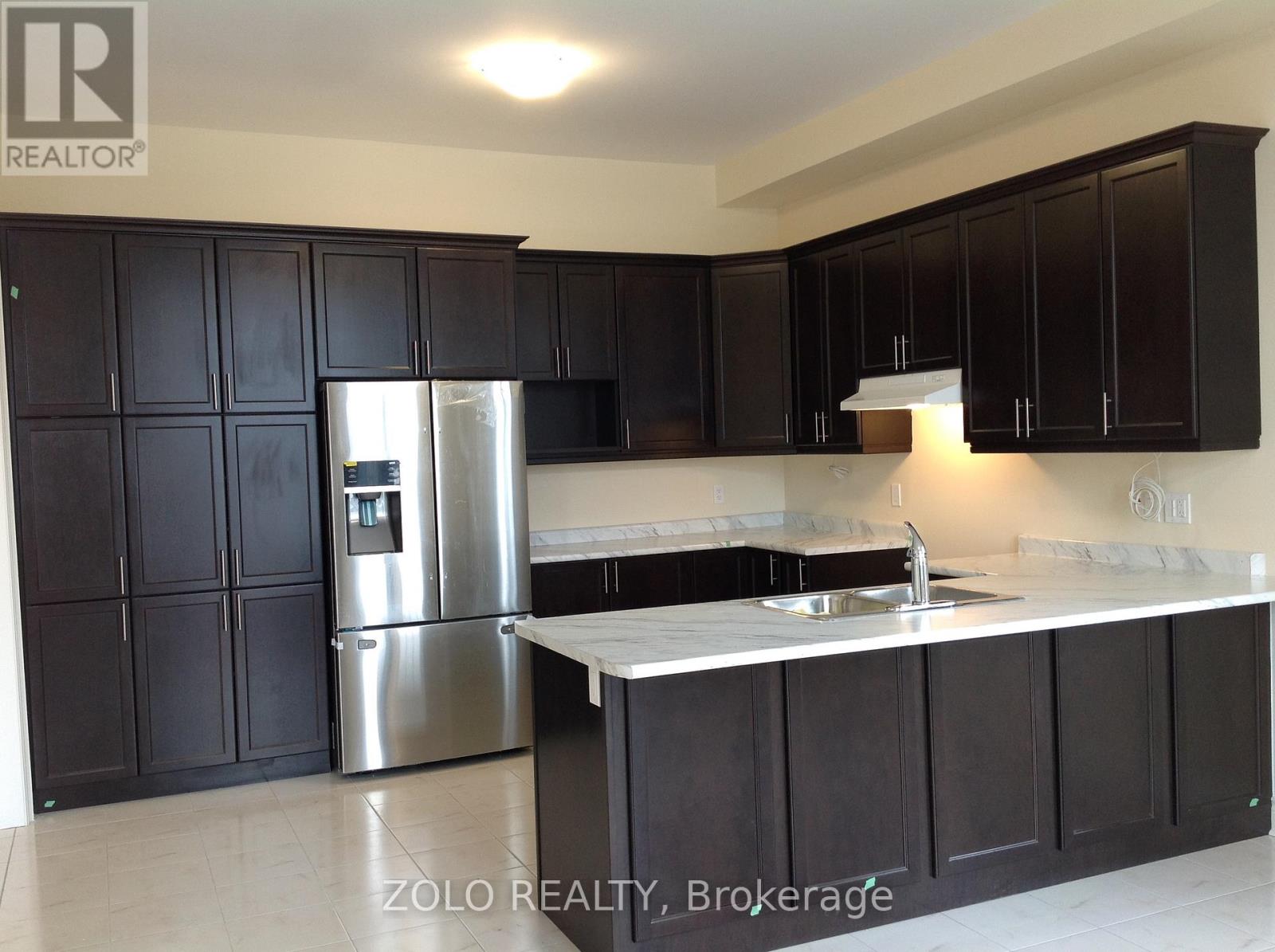 64 CAYTON CRESCENT, Bradford West Gwillimbury (Bradford) — photo 3