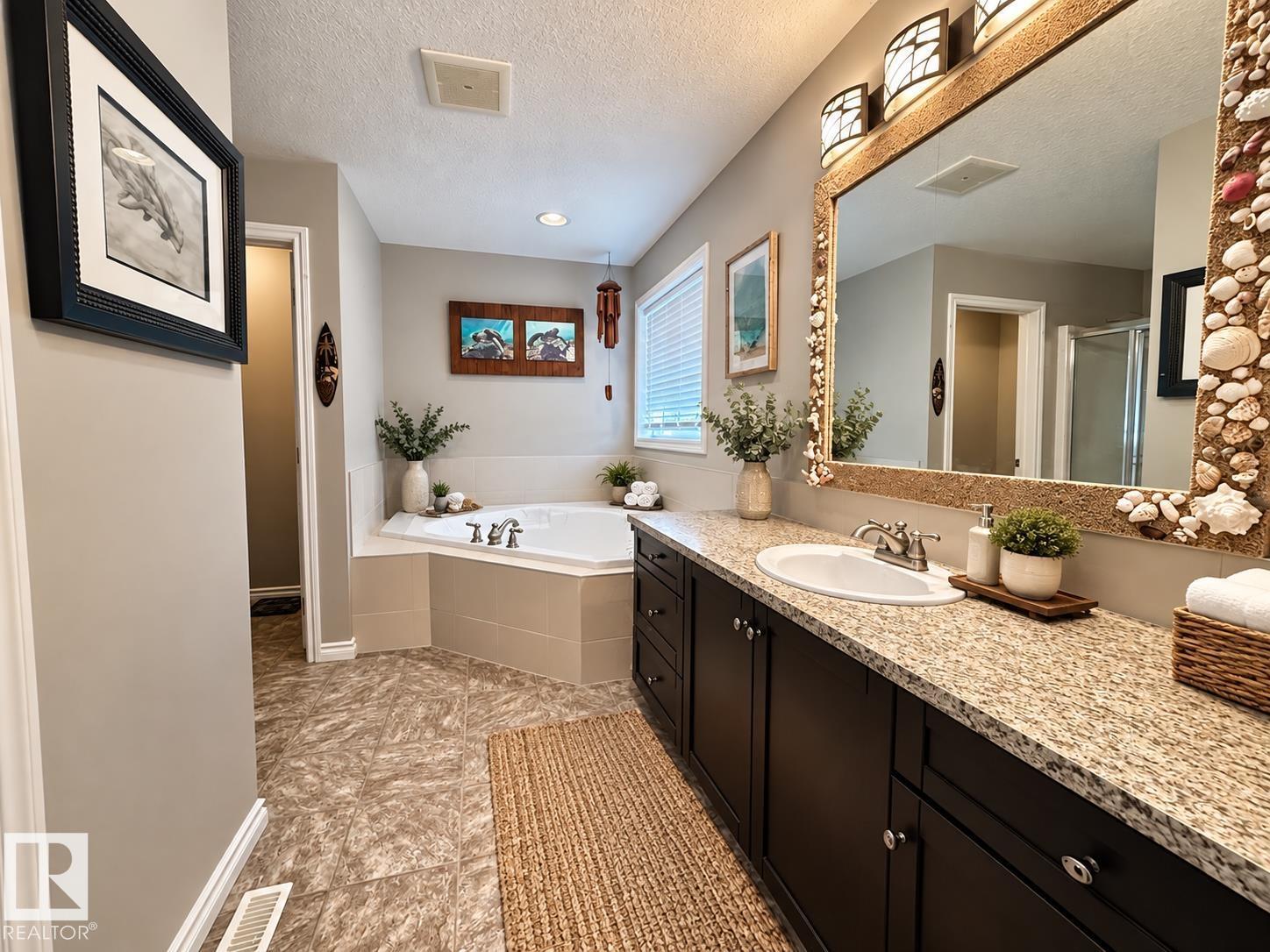 16893 58A ST NW - 13