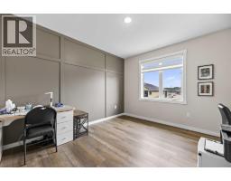 Family room - 13 Keown Close, Olds, AB T4H0E7 Photo 15