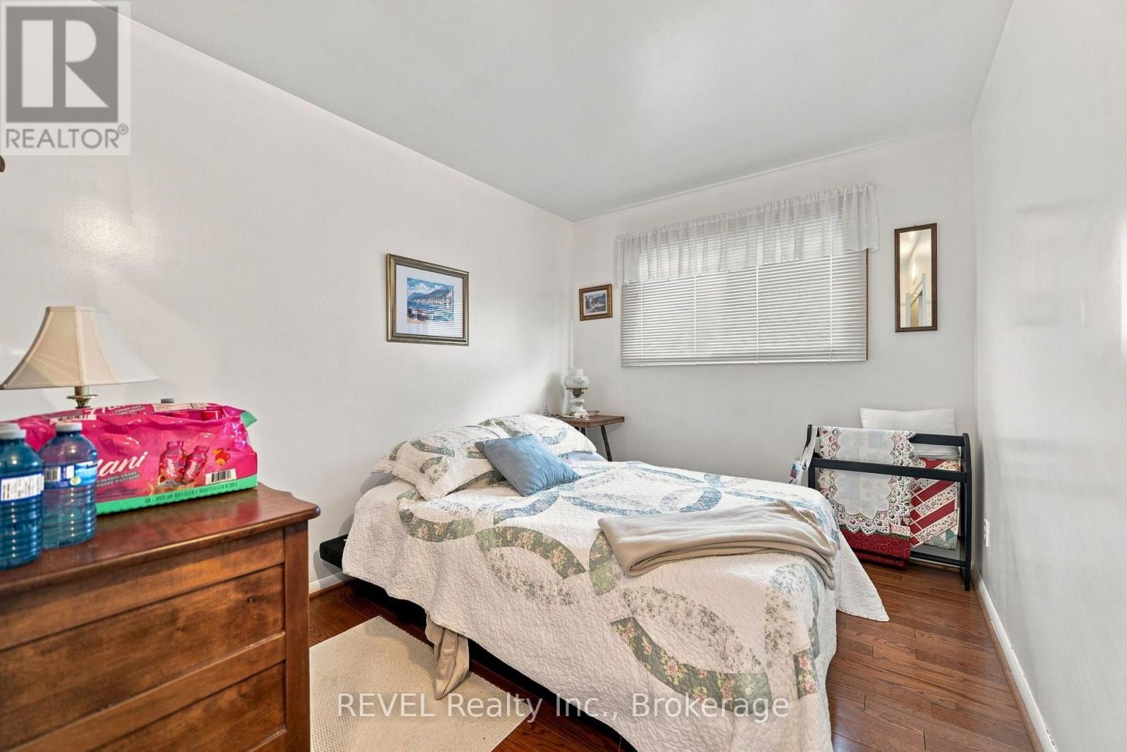 563 BUNTING ROAD - Image 26