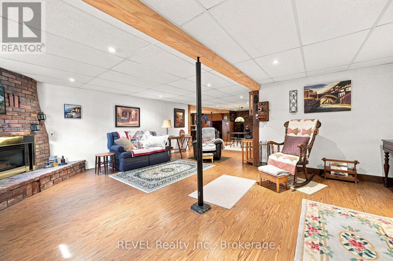 563 BUNTING ROAD - Image 28