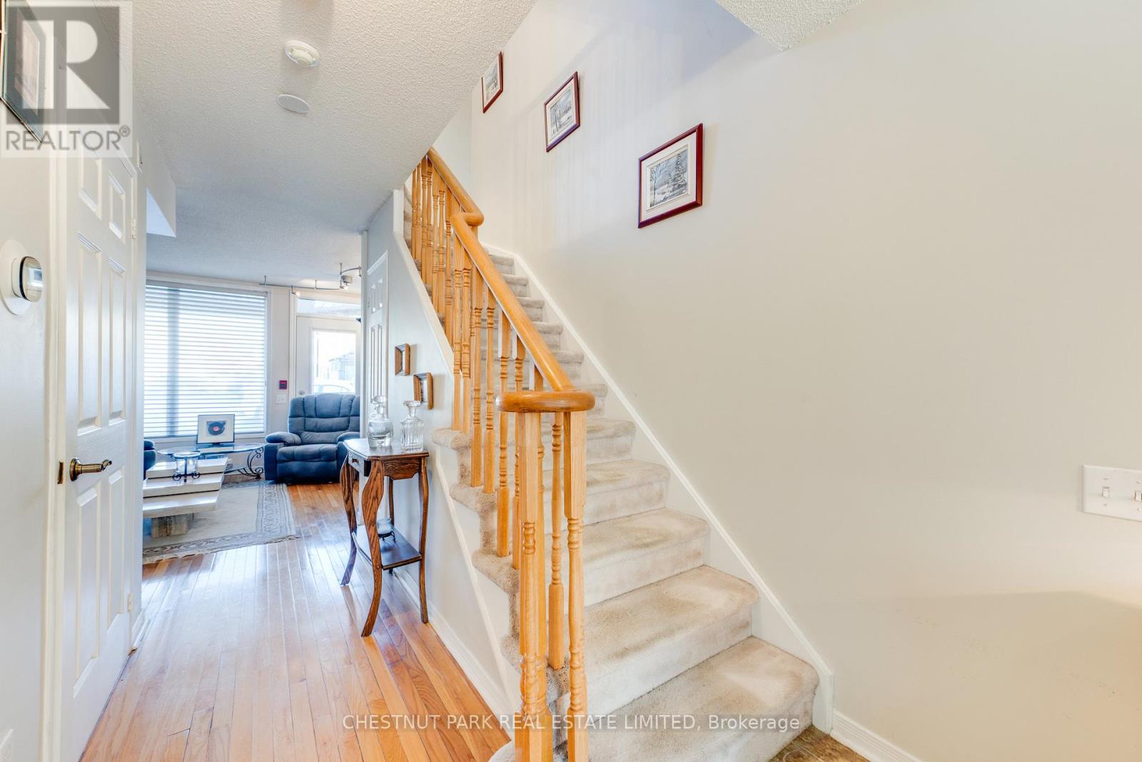 #TH8 140 BATHURST STREET - 8