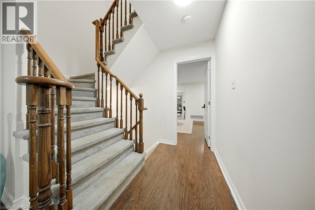 164 PANTON Trail, Milton — photo 7