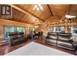 Primary Bedroom - 4061 Torry Road, Eagle Bay, BC V0E1T0 Photo 6
