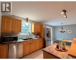 4pc Bathroom - 95 Frederic Street, Dieppe, NB E1A7H9 Photo 8