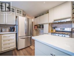 Kitchen - 869 Schreiner Street, Kamloops, BC V2B5V6 Photo 16