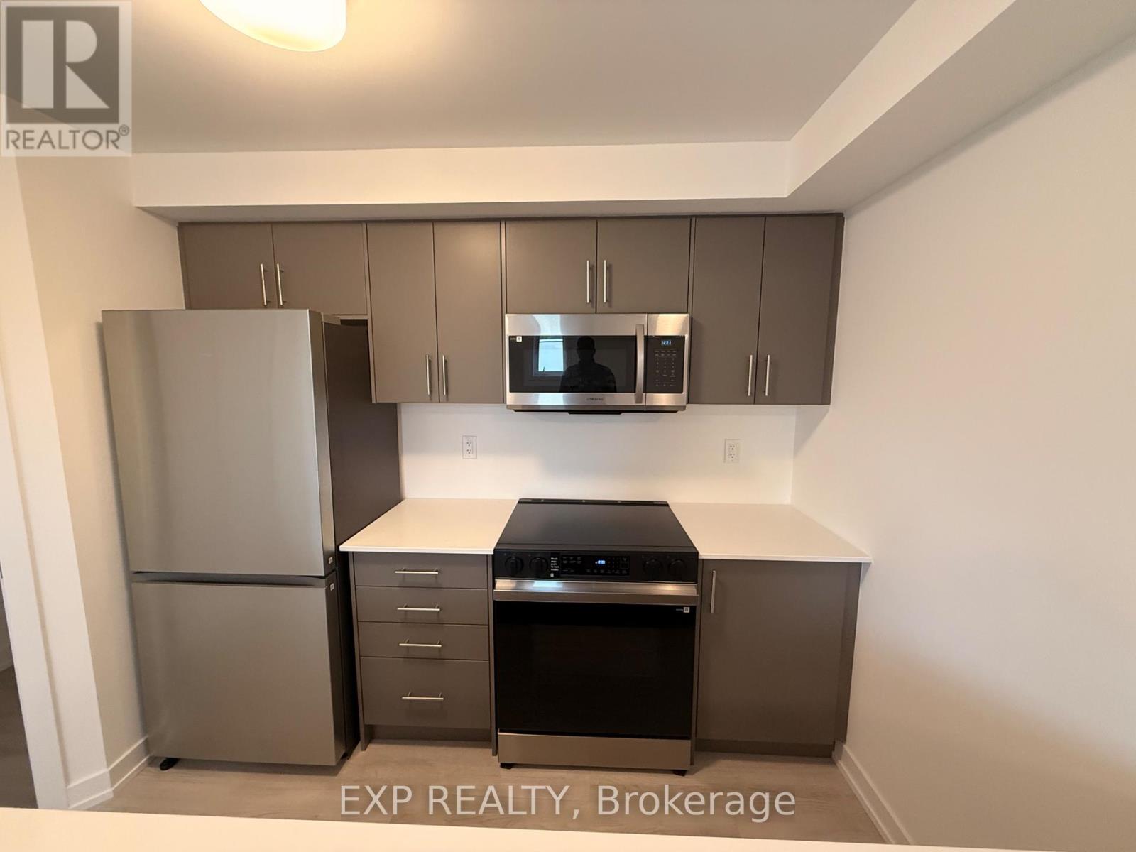 35 - 42 LOWES RD. WEST STREET, Guelph (Clairfields/Hanlon Business Park) — photo 7