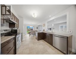 Foyer - 300 Hutton Street E, Listowel, ON N4W0C1 Photo 12