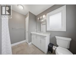 300 Hutton Street E, Listowel, ON N4W0C1 Photo 24