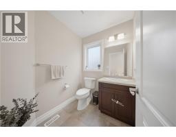 Living room - 300 Hutton Street E, Listowel, ON N4W0C1 Photo 7