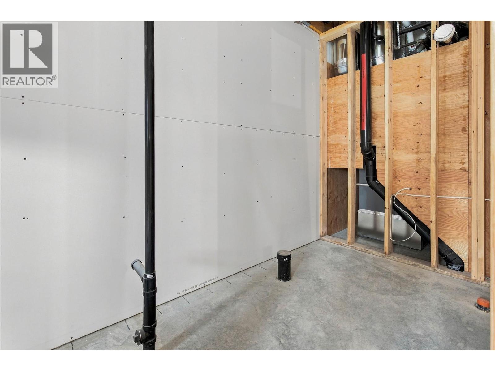 #102 3630 Sage Avenue - 27