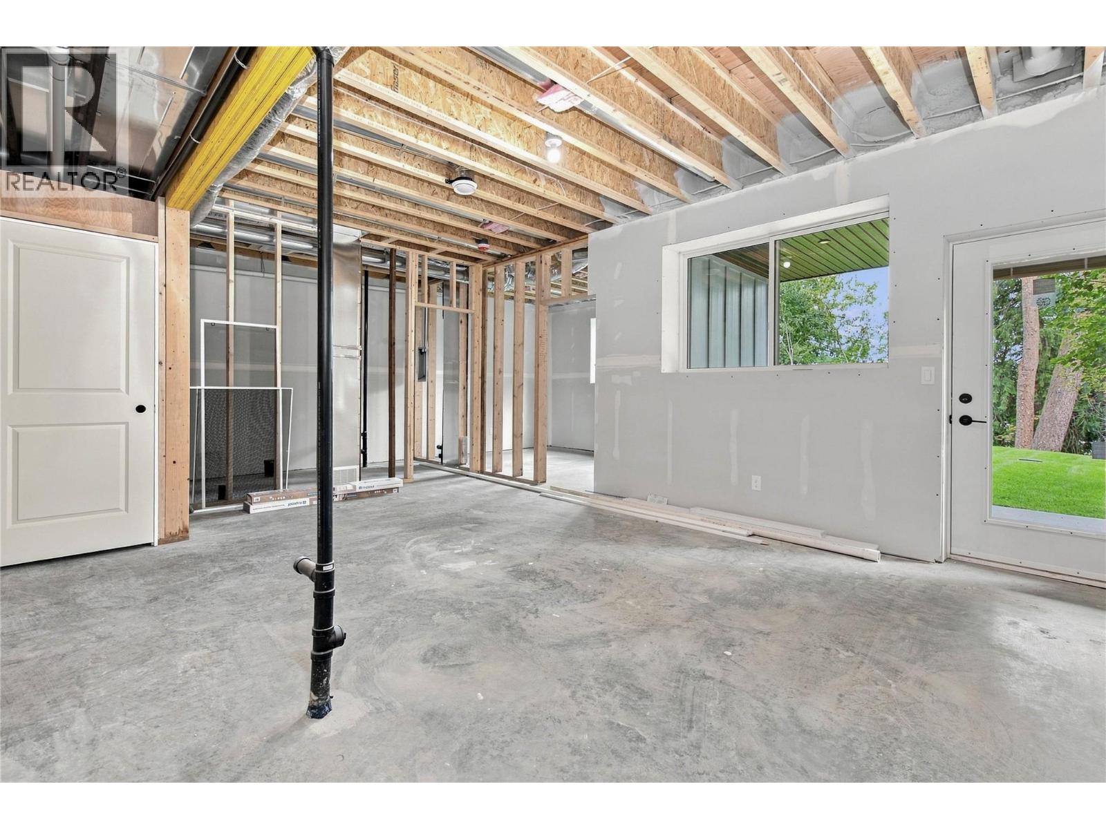 #101 3630 Sage Avenue - Image 23