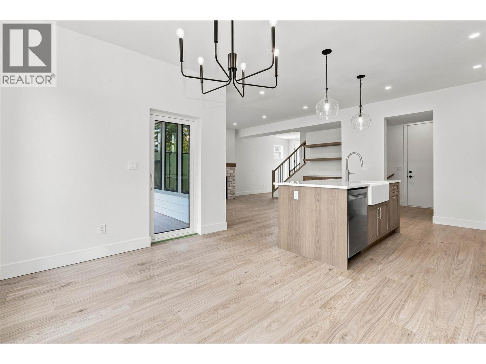 #101 3630 Sage Avenue - 7
