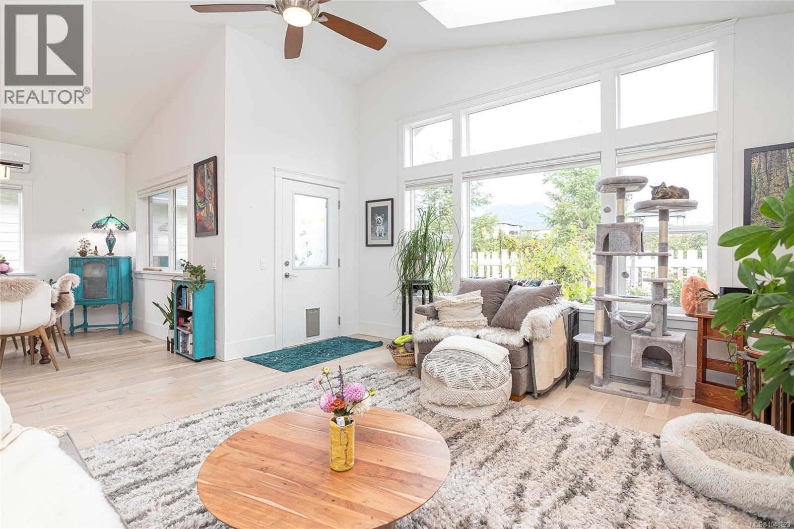 322 Edgewood Cres, Duncan
