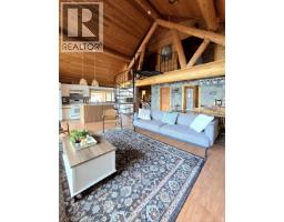 4619 Caverly Road, Lac La Hache, BC V0K1T0 Photo 18