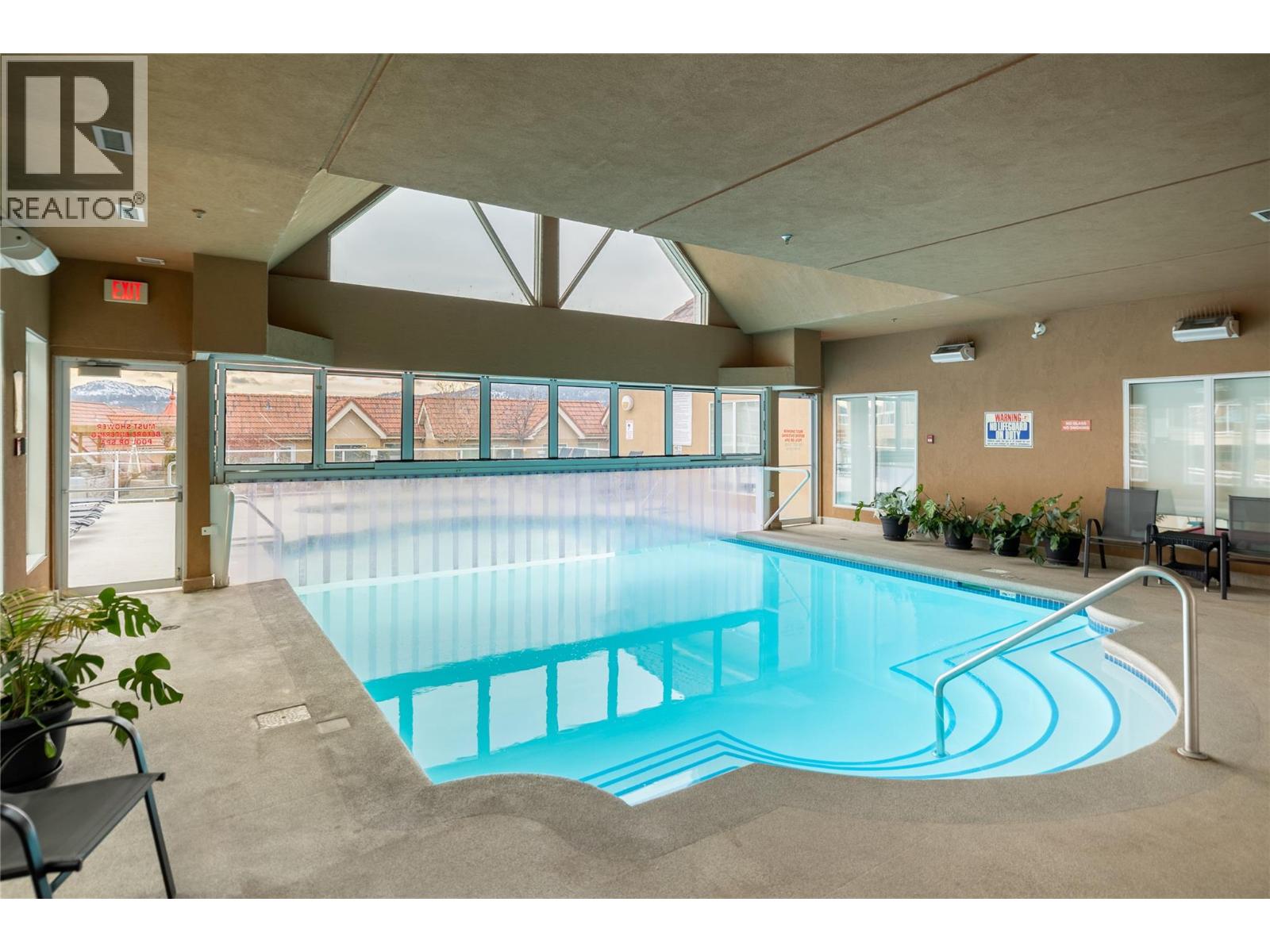 #427 1088 Sunset Drive - Image 19