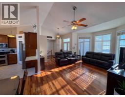 Living room - 4122 48 Avenue, Mayerthorpe, AB T0E1N0 Photo 11