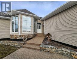 4122 48 Avenue, Mayerthorpe, AB T0E1N0 Photo 34