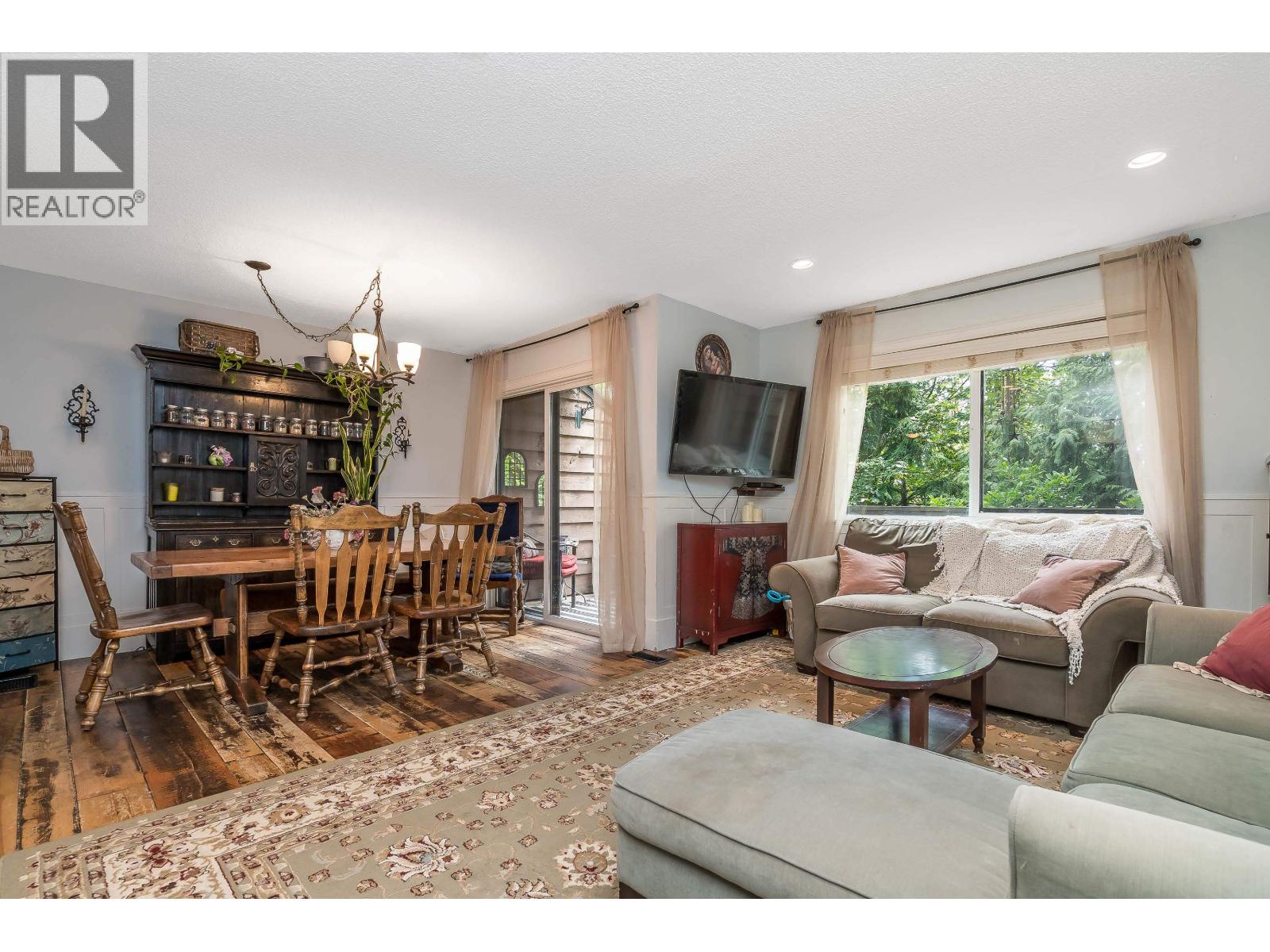 220 CORNELL WAY, Port Moody — photo 4