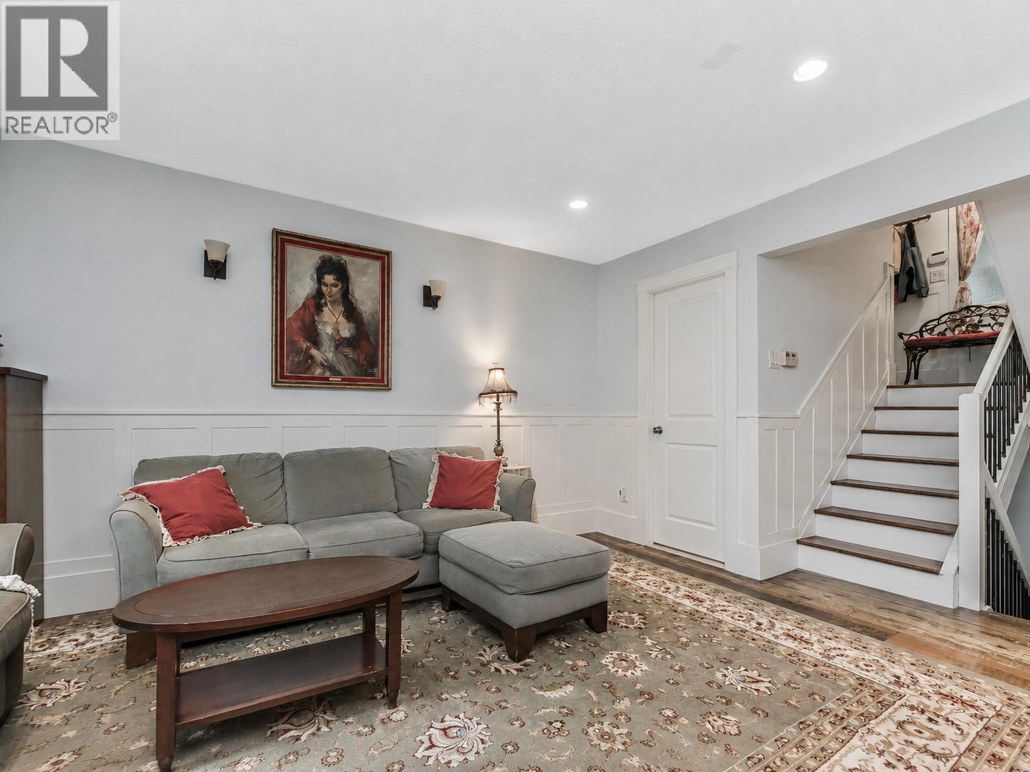 220 CORNELL WAY, Port Moody — photo 3