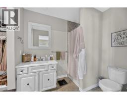 4pc Bathroom - 5509 57 Avenue, Olds, AB T4H1K1 Photo 10
