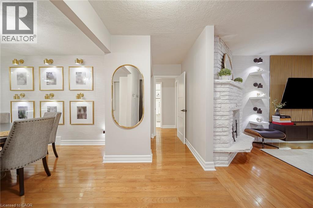 220 CLAREMONT Avenue - 12