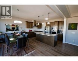 Living room - 163 Cityside Park Ne, Calgary, AB T3N1P2 Photo 18