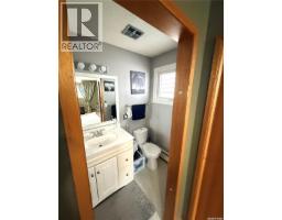 1409 2nd Street, Estevan, SK S4A0M5 Photo 21