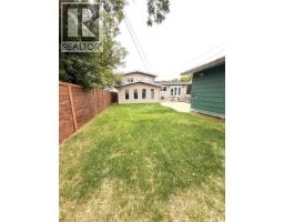 2pc Ensuite bath - 1409 2nd Street, Estevan, SK S4A0M5 Photo 7
