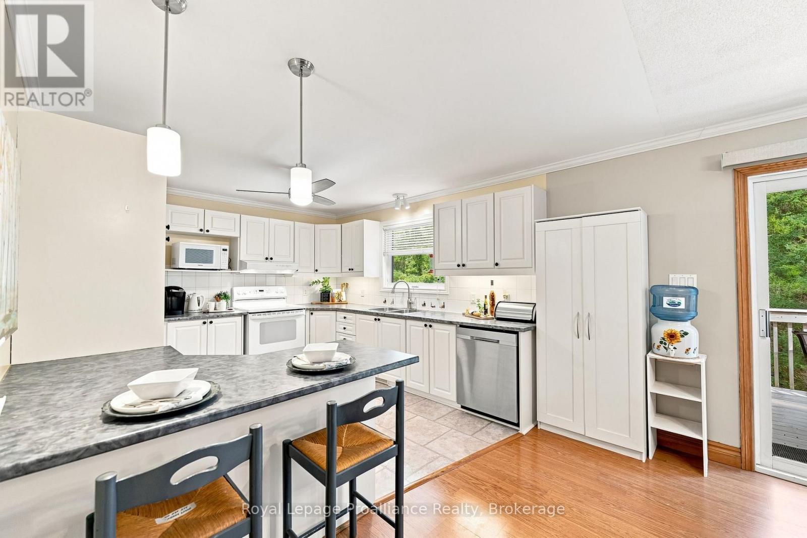 1528 PINEWOOD SCHOOL ROAD - 17