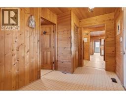 Bedroom - 43040 Hwy 855, Rural Flagstaff County, AB T0B2M1 Photo 8