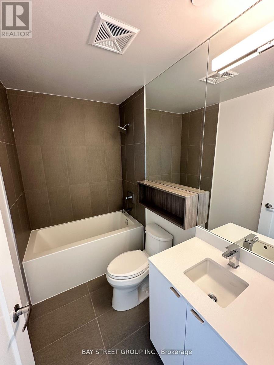 #1911 70 Princess Street, Toronto (Waterfront Communities), Ontario, M5A0X6, Toronto (Waterfront Communities), Ontario — photo 5 of 5