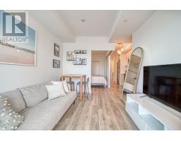 312 - 128 Fairview Mall Drive, Toronto, ON M2J0E8 Photo 9