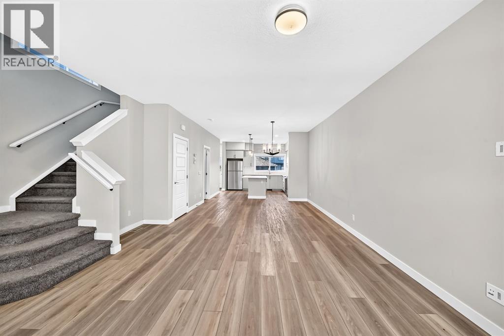 245 Midgrove Mews SW - Image 11