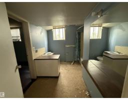 11825 67 St Nw, Edmonton, AB T5B1L9 Photo 12