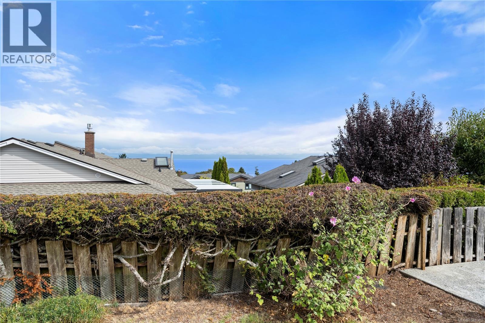 6218 Groveland Dr - 3