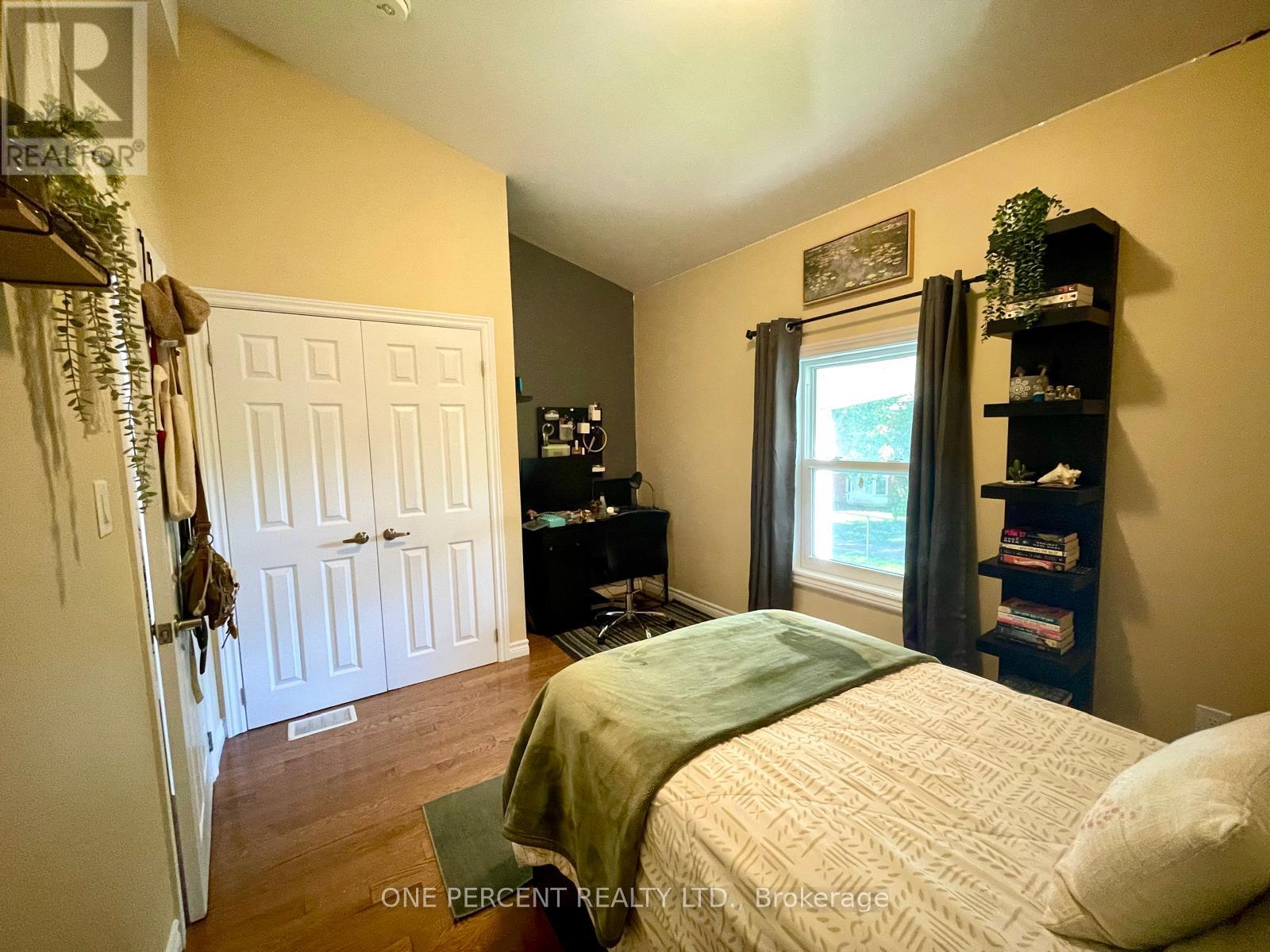 48 ARBOUR GLEN CRESCENT - 19