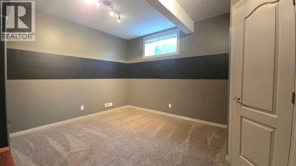 101 Edgebrook Grove NW - Image 33