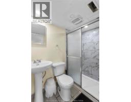 609 St. Joseph, Windsor, ON N9C3H3 Photo 24