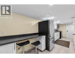 609 St. Joseph, Windsor, ON N9C3H3 Photo 30