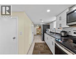 609 St. Joseph, Windsor, ON N9C3H3 Photo 32
