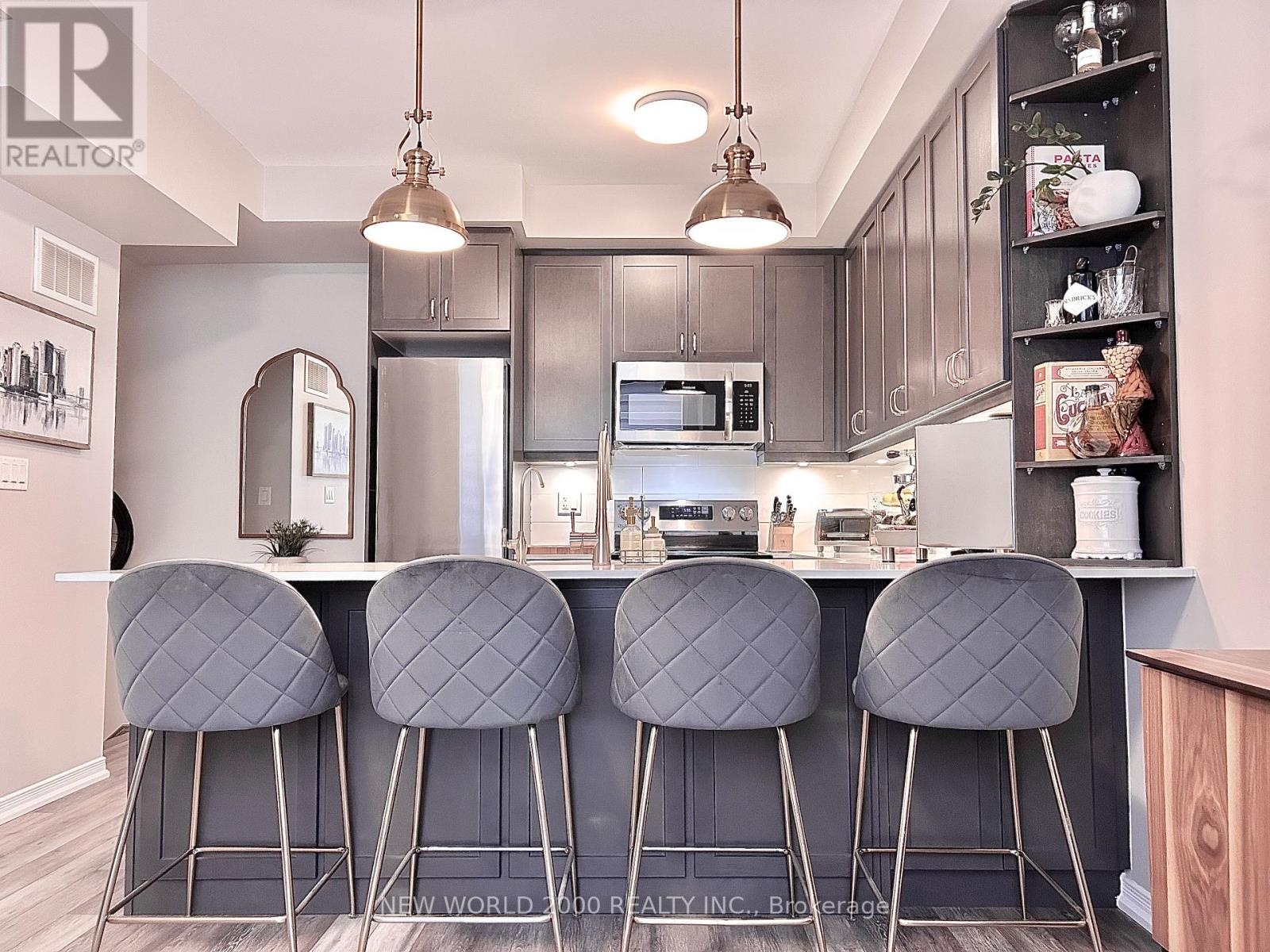 #123 32 FIELDWAY ROAD - 10