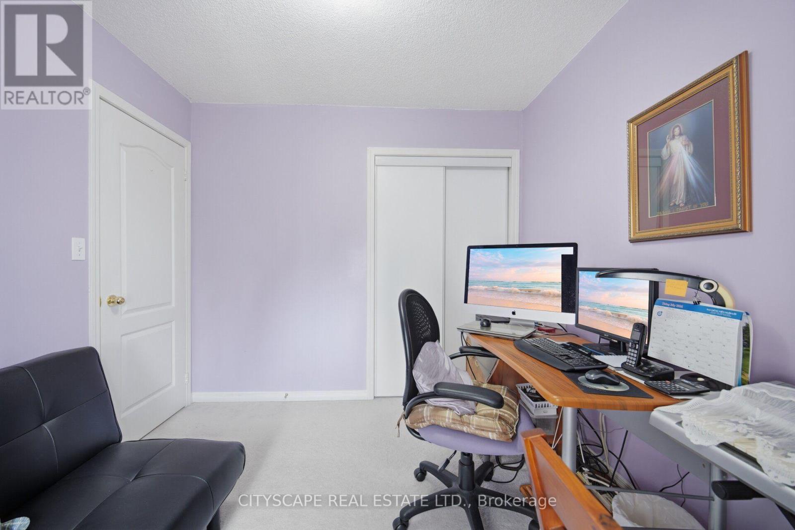 221 RICHVALE DRIVE S - 37