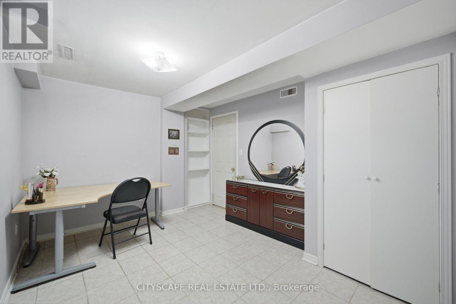 221 RICHVALE DRIVE S - Image 44