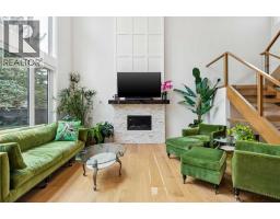 4pc Bathroom - 23 Elveden Park Sw, Calgary, AB T3H2A9 Photo 6