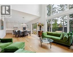 4pc Bathroom - 23 Elveden Park Sw, Calgary, AB T3H2A9 Photo 7