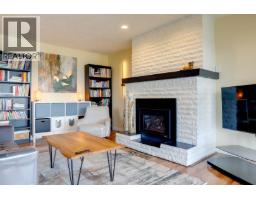 Kitchen - 674 Pheasant Road, Vernon, BC V1B3B1 Photo 18